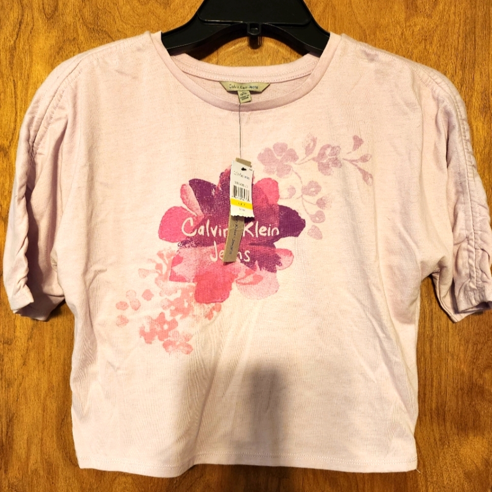 CALVIN KLEIN Pink Short Sleeve Crop Tops in Various Girl Sizes M, L, and XL